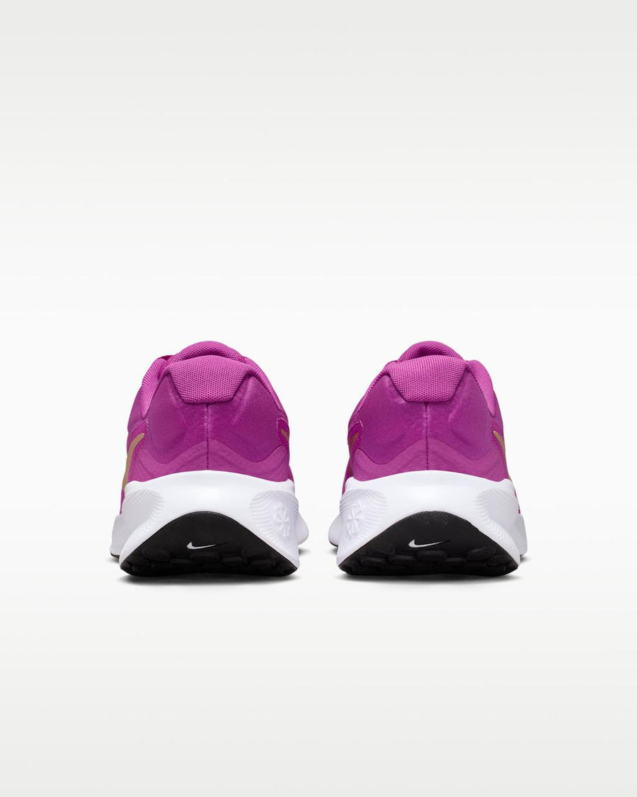 Nike Revolution 7