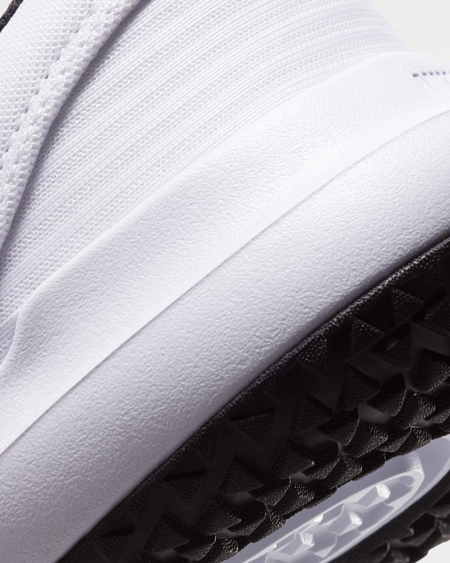 Nike Flex Control 4