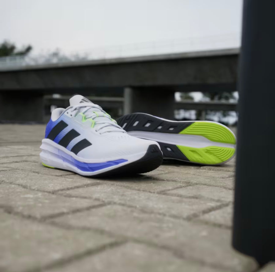 Adidas Questar 3
