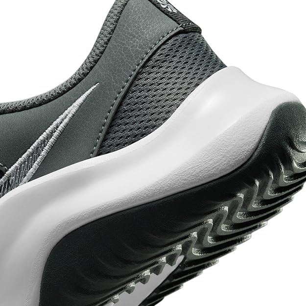 Nike Legend Essential 3 Next Nature