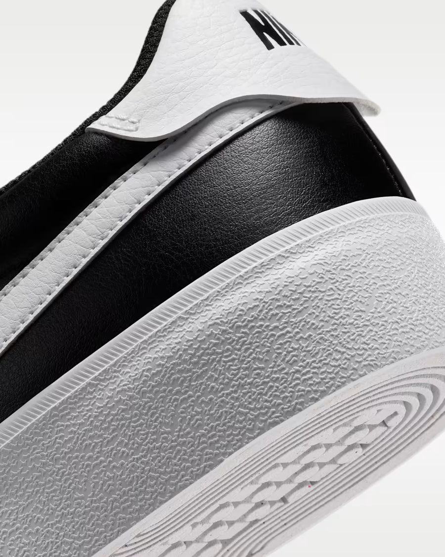 Nike Court Shot