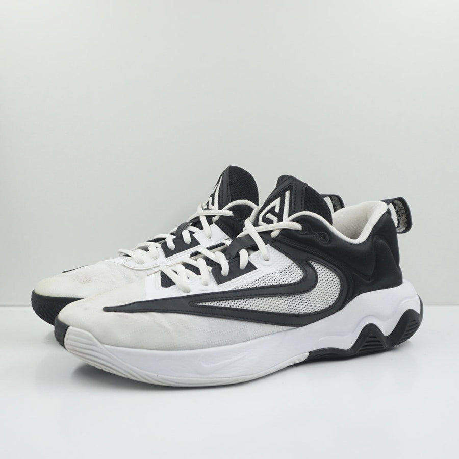 Nike Giannis Immortality 3