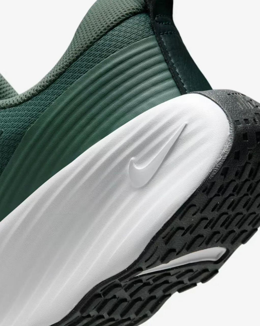 Nike Promina