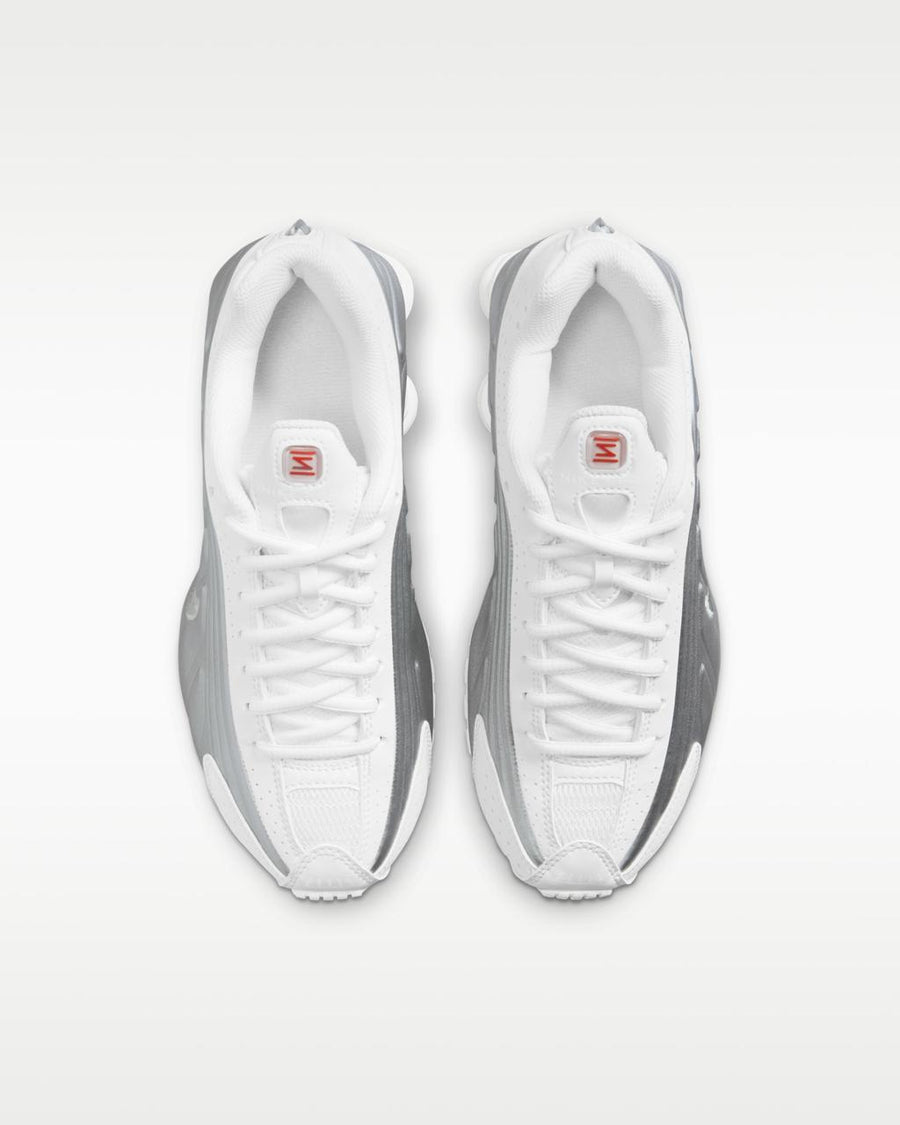 Nike Shox R4