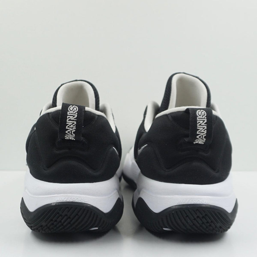 Nike Giannis Immortality 3