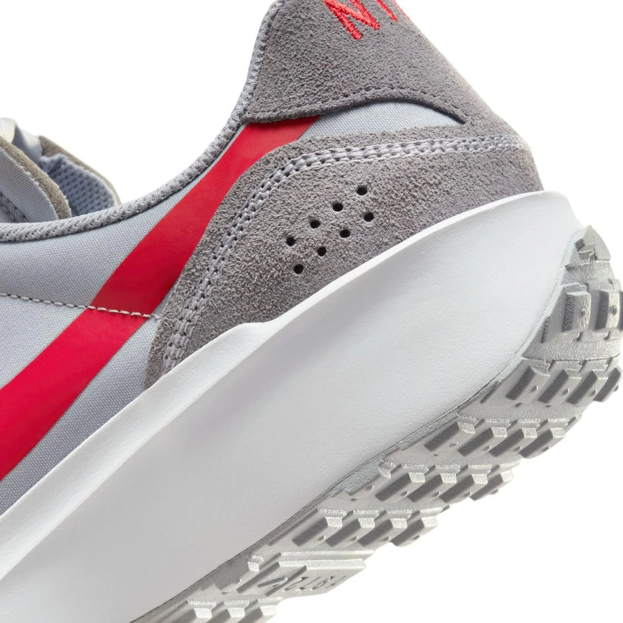 Nike Waffle Debut