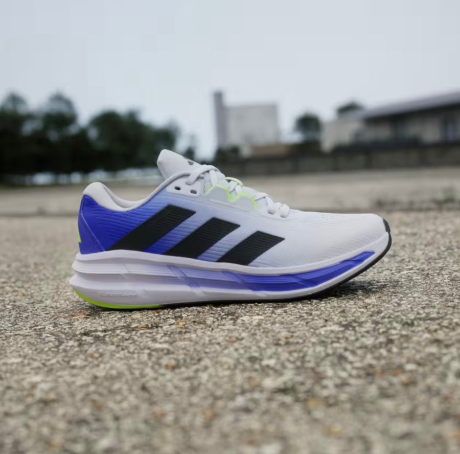 Adidas Questar 3