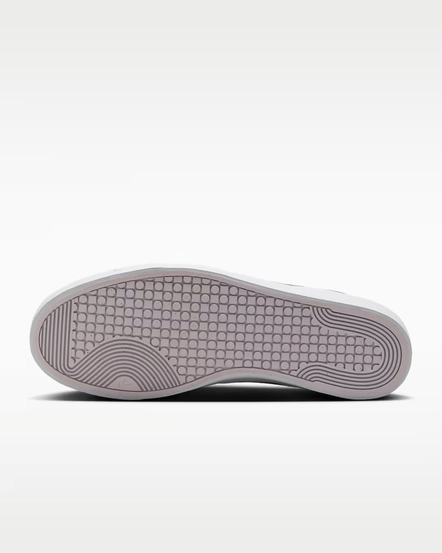 Nike Court Shot