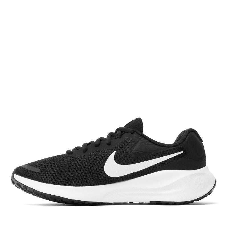 Nike Revolution 7