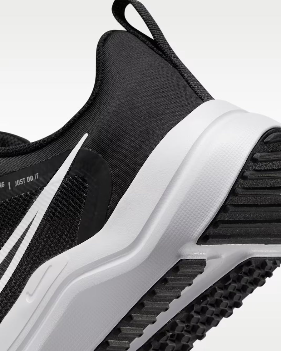 Nike Downshifter 12