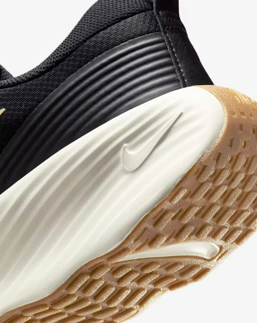 Nike Promina